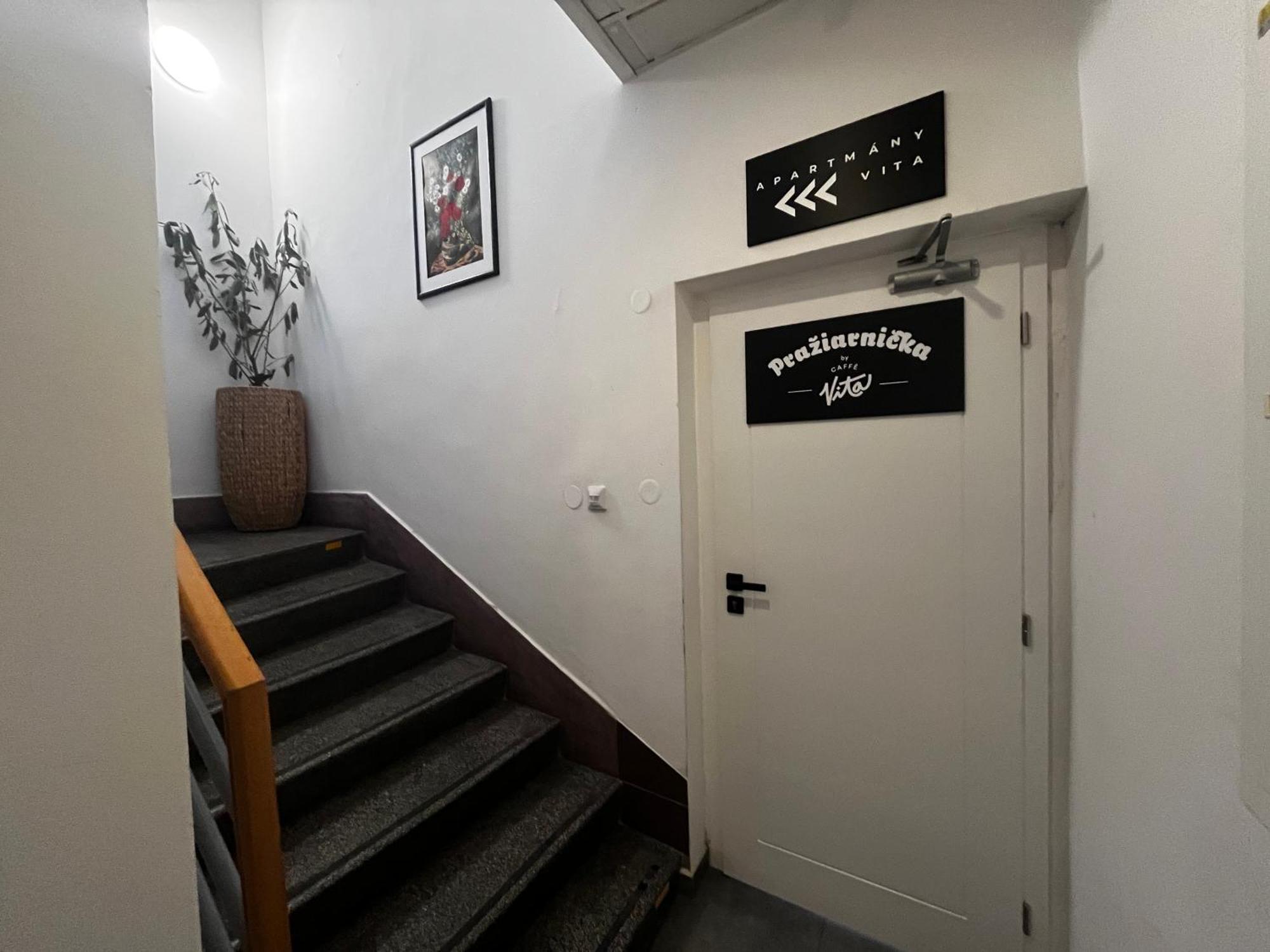 Apartman Vita Lite Trenčín Buitenkant foto